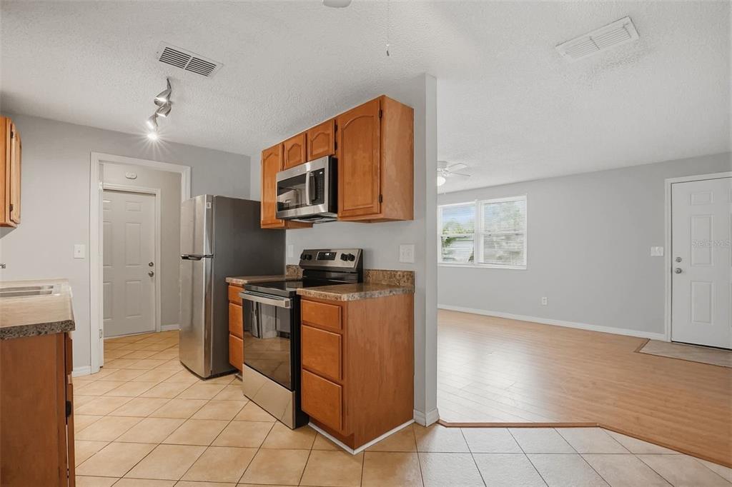 4374 Oriole Avenue Spring Hill, FL 34608 - Photo 11 of 30