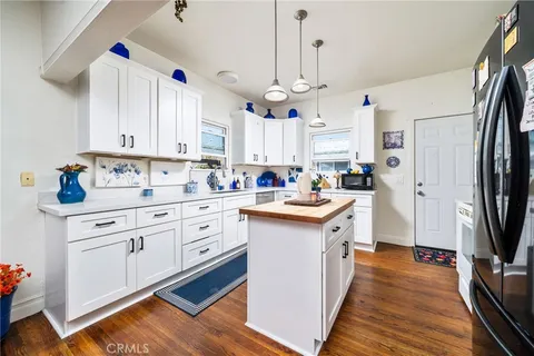 $1,080,000 | 124 North Vista Bonita Avenue, Glendora, CA 91741