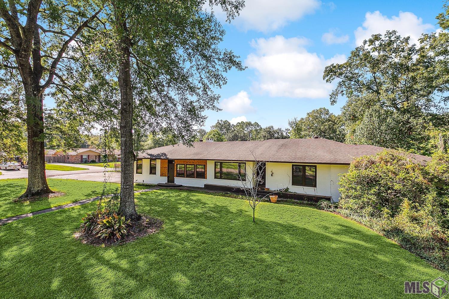 9198 Redbud Street Baton Rouge, LA 70815 - Photo 3 of 31 Gallery Image 3