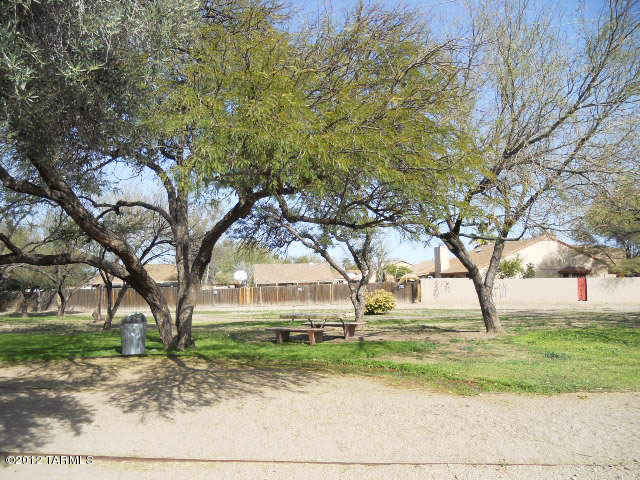 1690 Twin Ridge Road Tucson, AZ 85746 - Photo 20 of 22 Gallery Image 20
