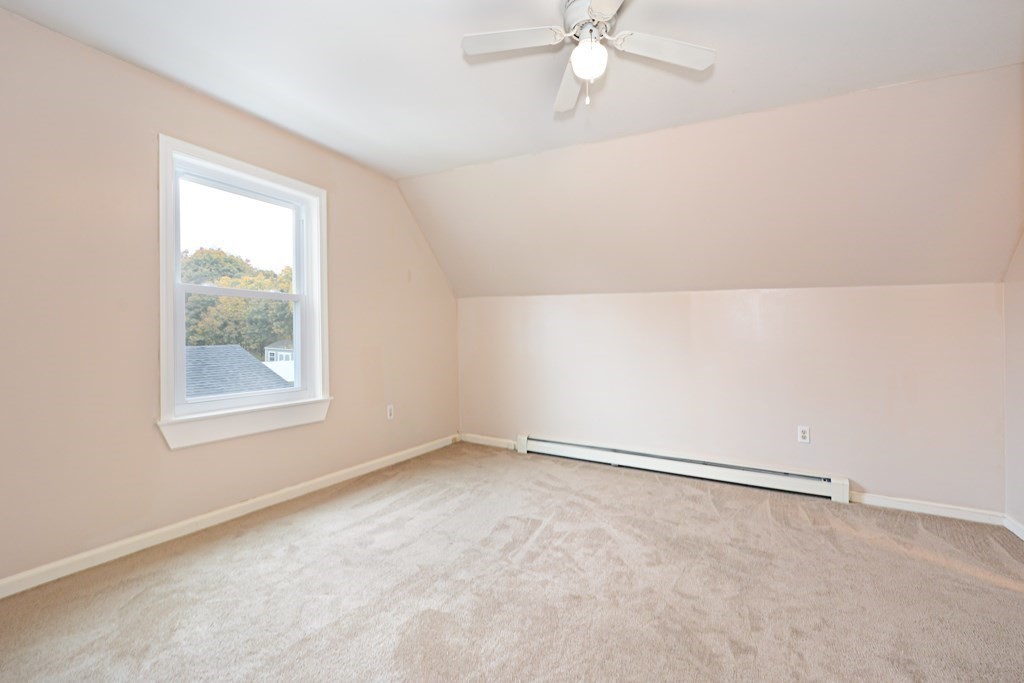 18 Beech Street Templeton, MA 01436 - Photo 12 of 21