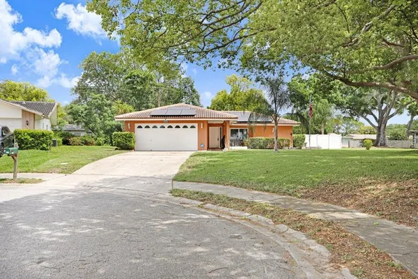 $425,000 | 1632 Heather Place, Palm Harbor, FL 34684