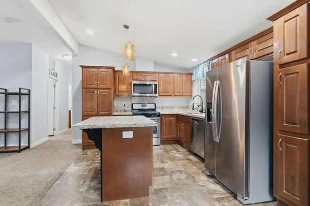 $275,000 | 18071 Pine Street, Lakehead, CA 96051