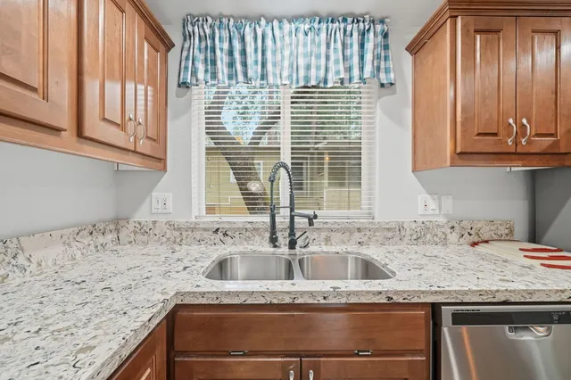 $275,000 | 18071 Pine Street, Lakehead, CA 96051