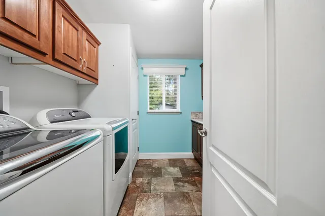 $275,000 | 18071 Pine Street, Lakehead, CA 96051