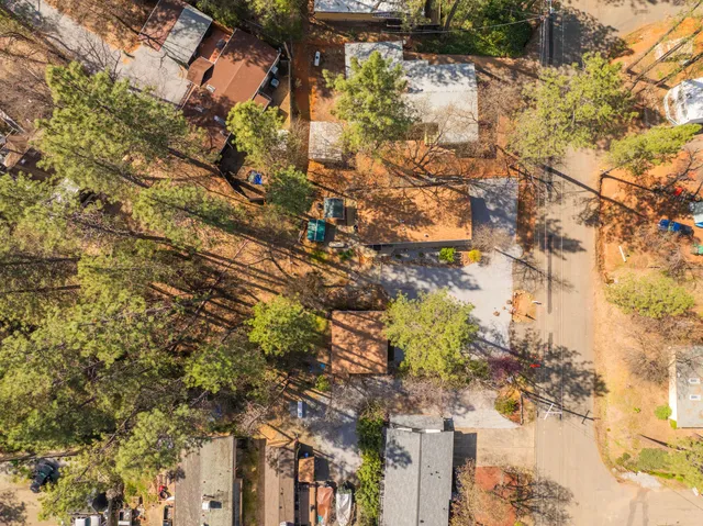 $275,000 | 18071 Pine Street, Lakehead, CA 96051