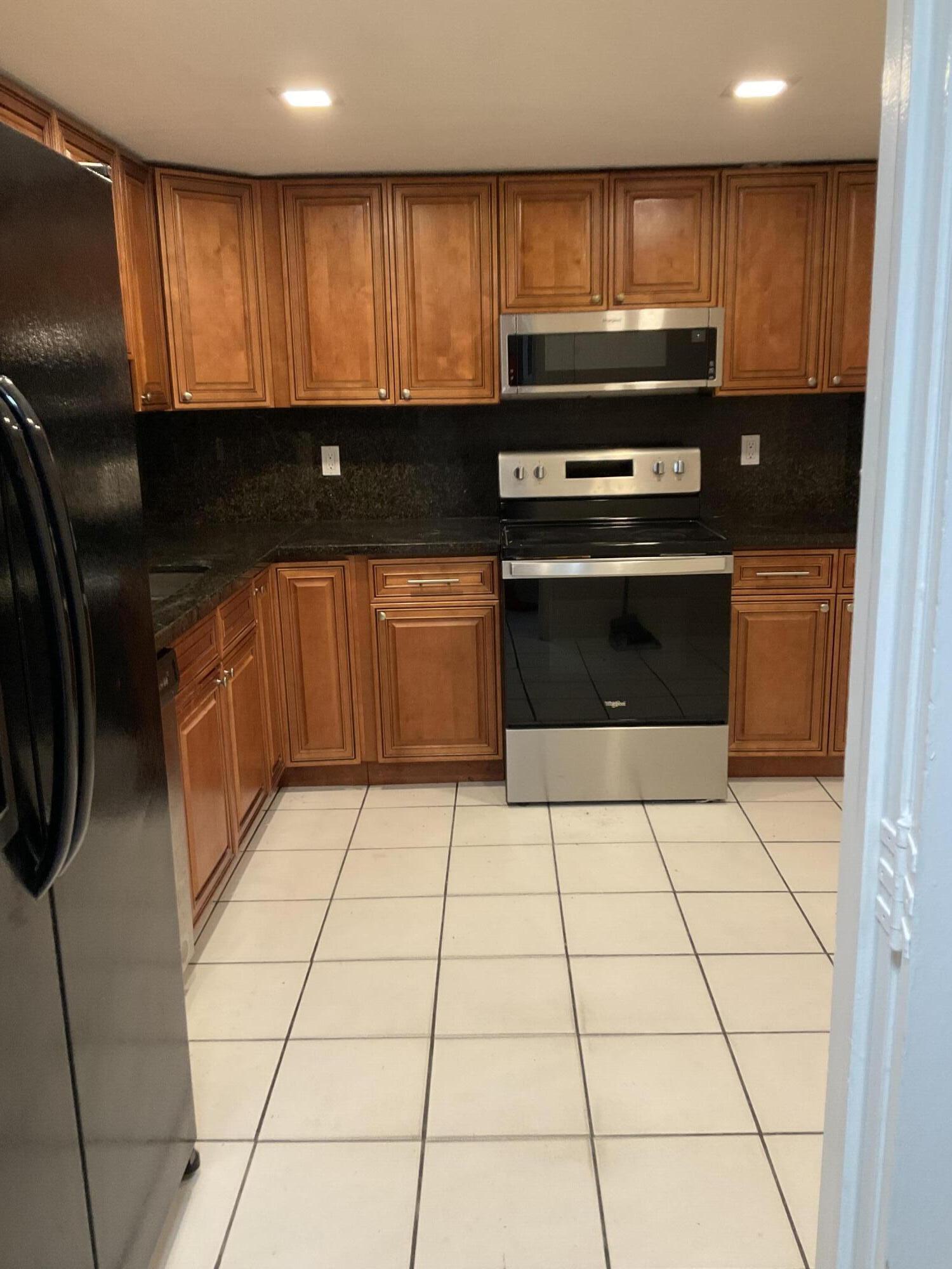 4008 Inverrary Drive, Unit G6 Lauderhill, FL 33319 - Photo 20 of 48 IMG_4313