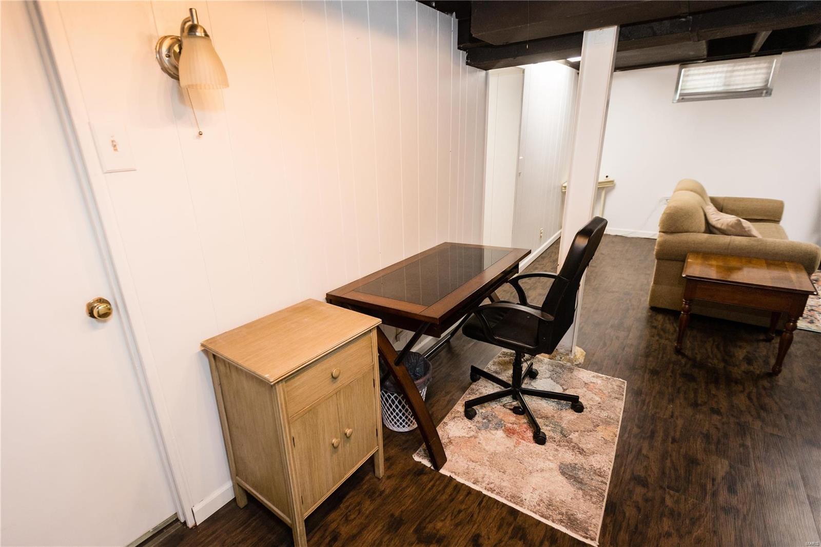 1230 North Sappington Road St. Louis, MO 63122 - Photo 23 of 34 Gallery Image 23