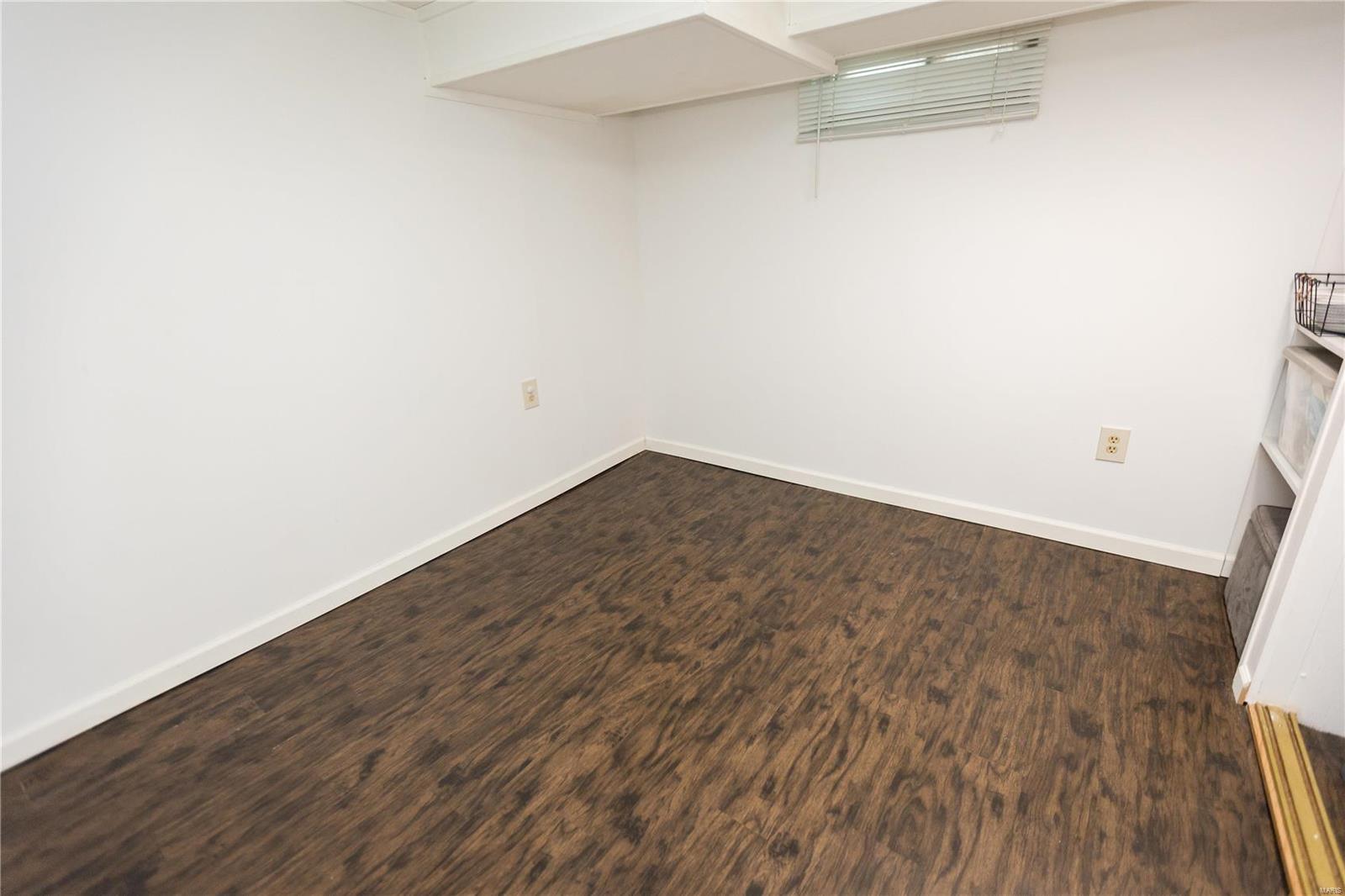1230 North Sappington Road St. Louis, MO 63122 - Photo 27 of 34 Gallery Image 27