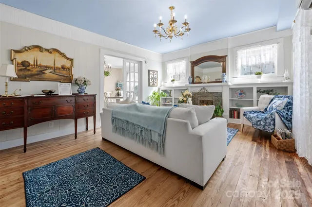 $275,000 | 1231 Caldwell Place Northwest, Lenoir, NC 28645