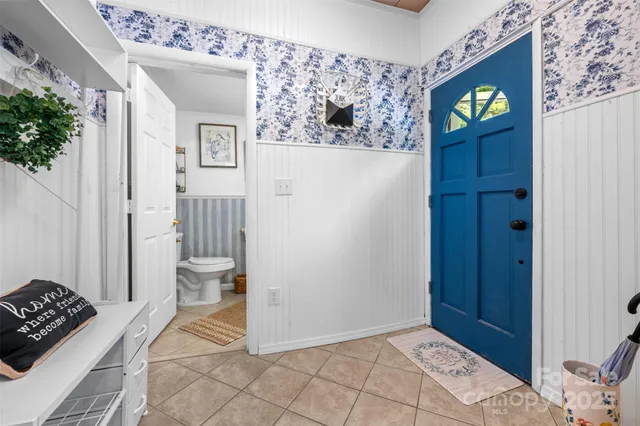 $275,000 | 1231 Caldwell Place Northwest, Lenoir, NC 28645