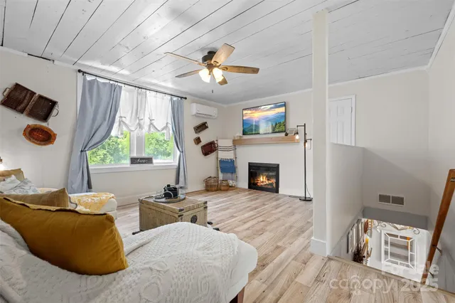 $275,000 | 1231 Caldwell Place Northwest, Lenoir, NC 28645