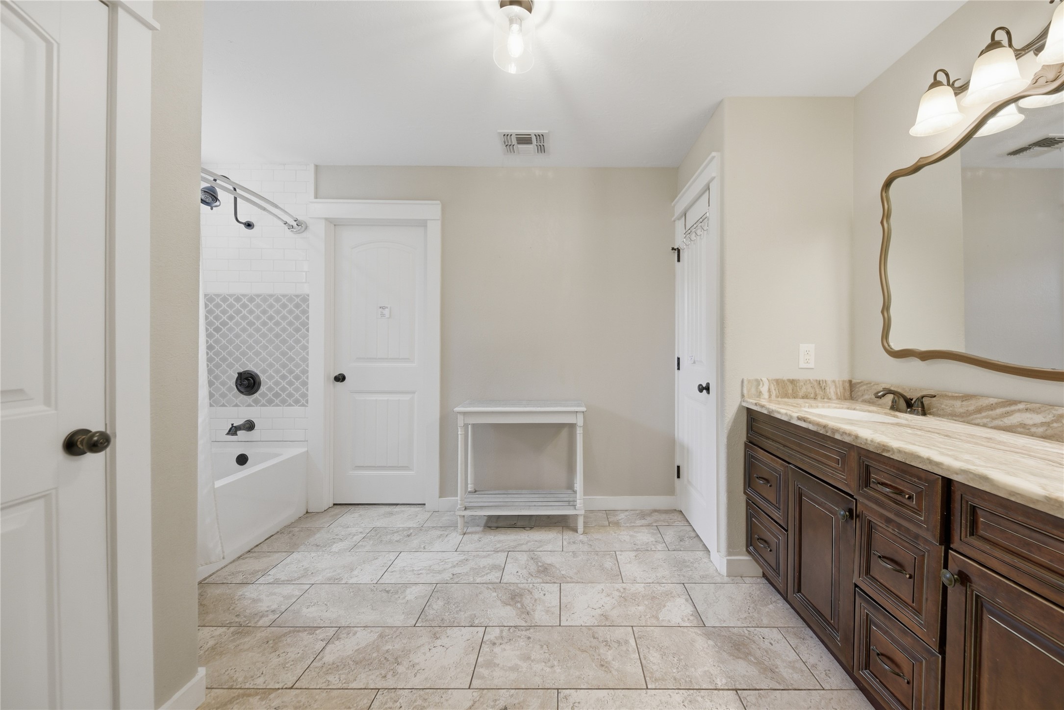 16292 Sycamore Road Cat Spring, TX 78933 - Photo 18 of 33