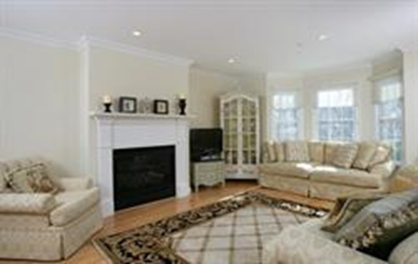 225 Victory Road, Unit 225 Quincy, MA 02171 - Photo 3 of 18 Gallery Image 3