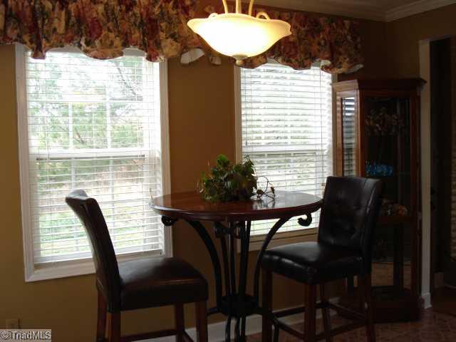534 Wildlife Road Lexington, NC 27292 - Photo 5 of 16 Kitchen.