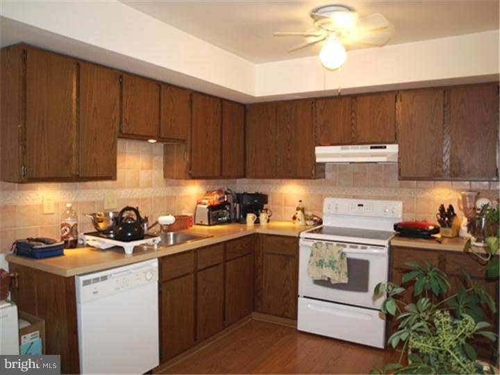 60 Stonegate Road Quakertown, PA 18951 - Photo 2 of 11 Gallery Image 2