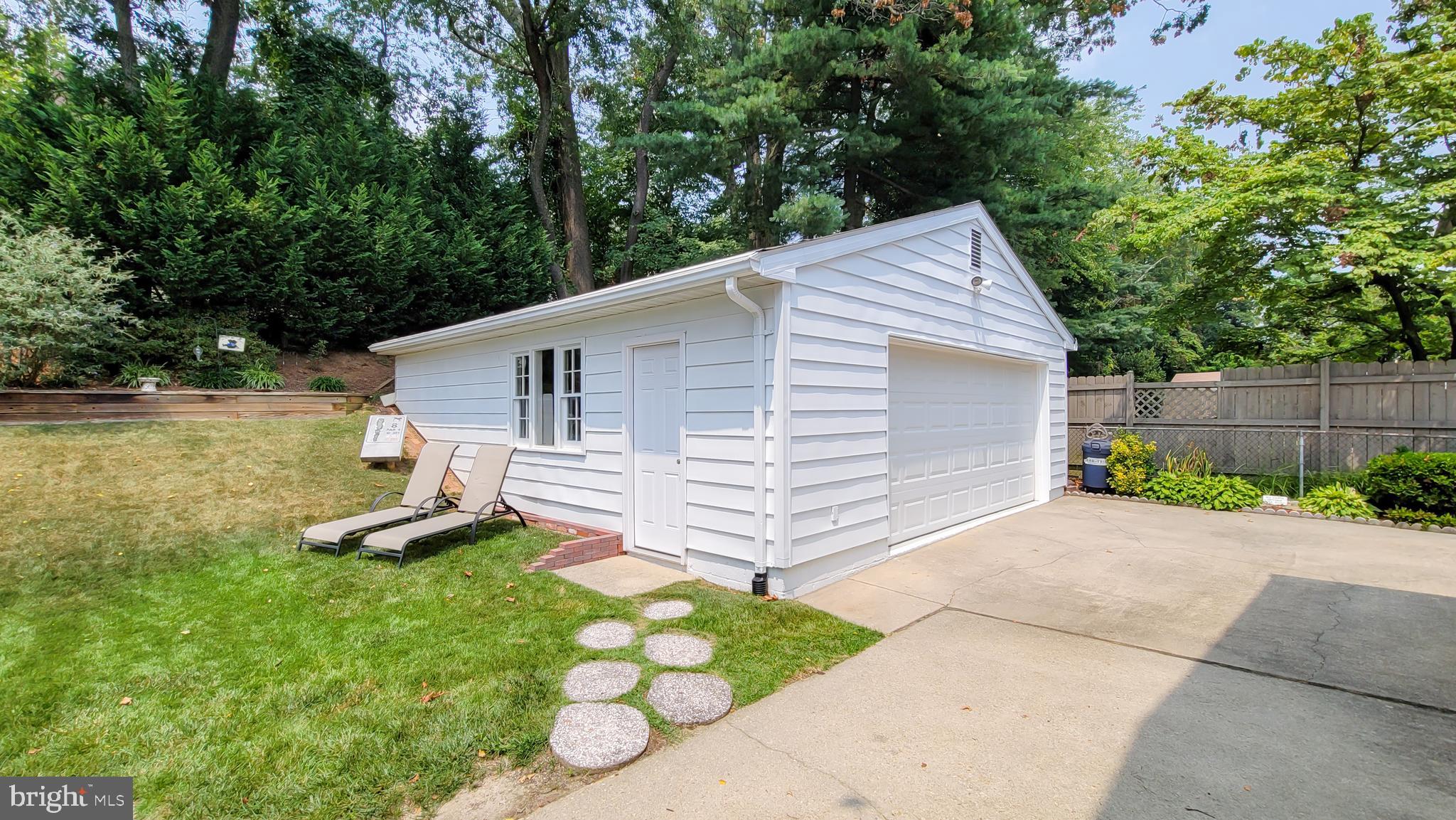 13100 Tamarack Road Silver Spring, MD 20904 - Photo 6 of 47