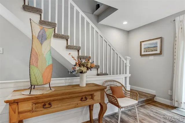 $349,000 | 2005 Meadowtree Lane, Kirkwood, MO 63122