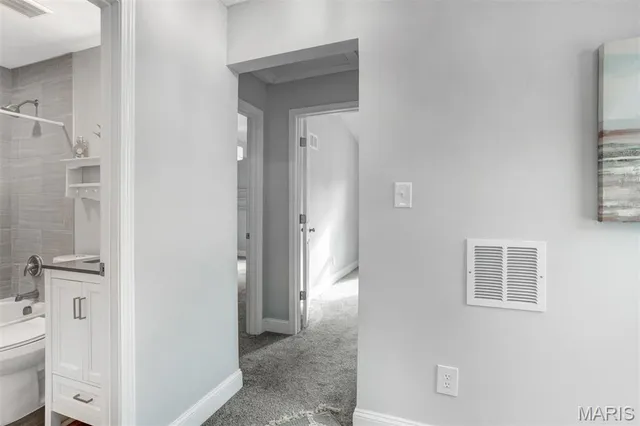 $349,000 | 2005 Meadowtree Lane, Kirkwood, MO 63122