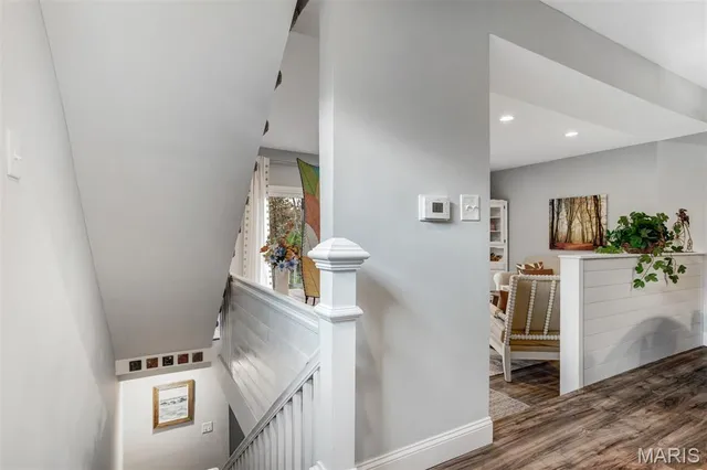 $349,000 | 2005 Meadowtree Lane, Kirkwood, MO 63122