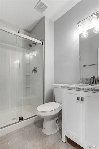 $349,000 | 2005 Meadowtree Lane, Kirkwood, MO 63122