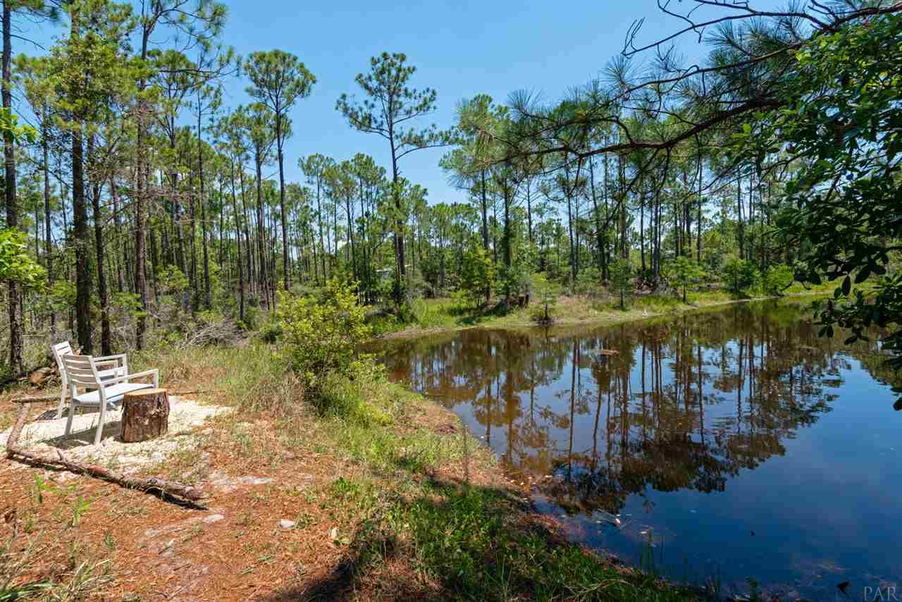 3652 Quail Run Road Gulf Breeze, FL 32563 - Photo 11 of 45 Gallery Image 11