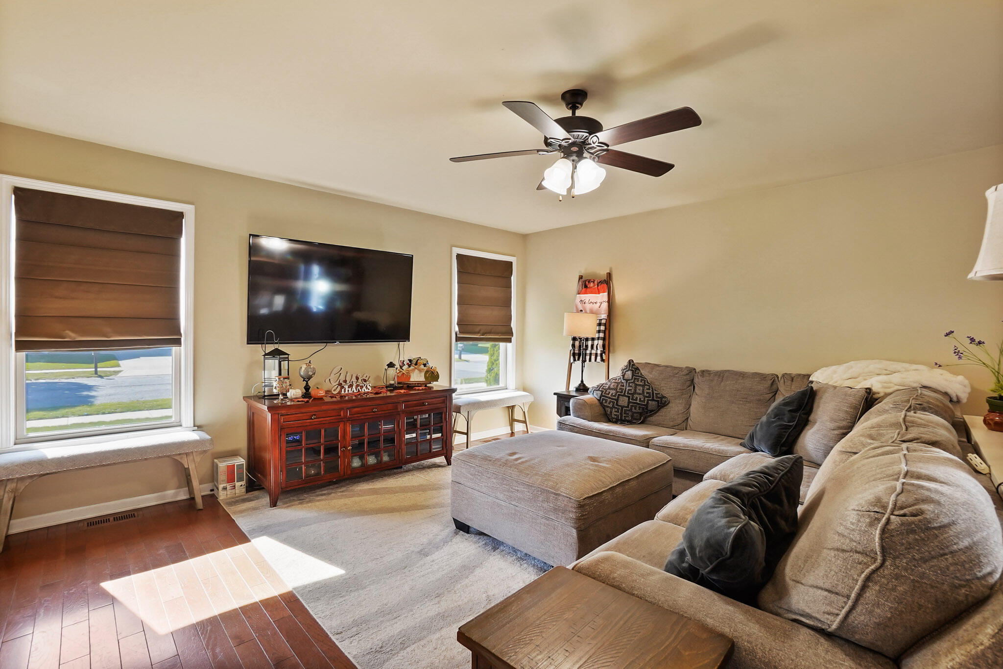 17266 Independence Drive Lowell, IN 46356 - Photo 20 of 28 a living room with furniture and a flat screen tv