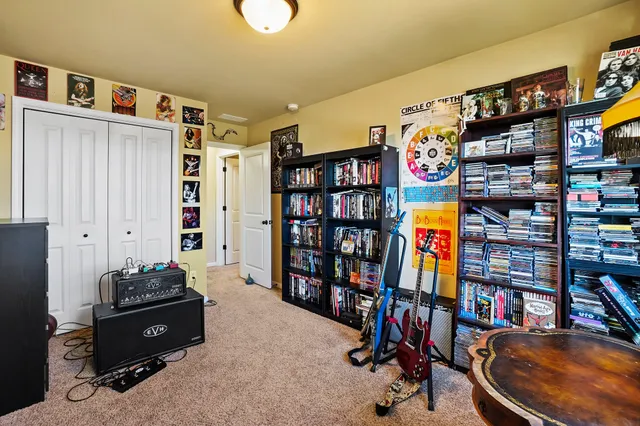 a view of a workspace with furniture