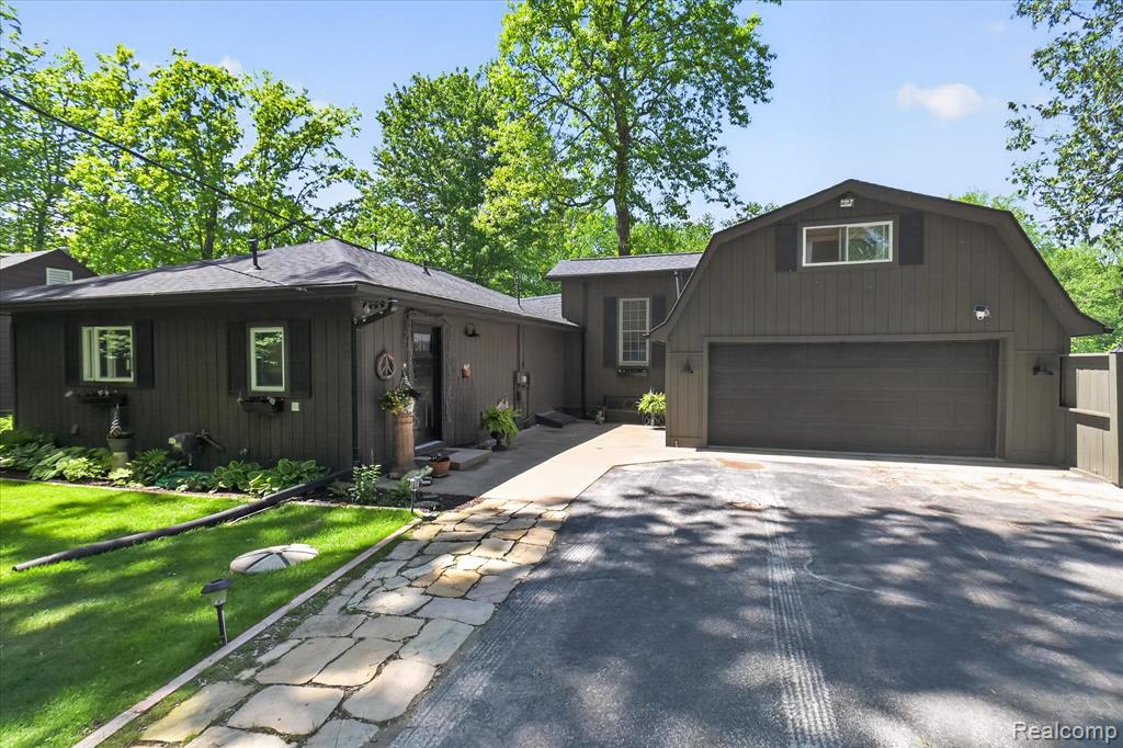 6415 Riverdale Road Whitmore Lake, MI 48189 - Photo 15 of 62