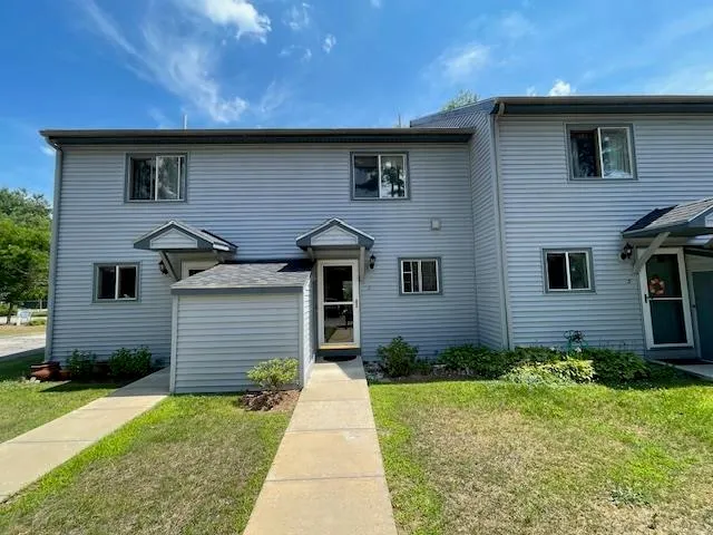 $264,000 | 17 Burns Avenue, Unit 2, Concord, NH 03301