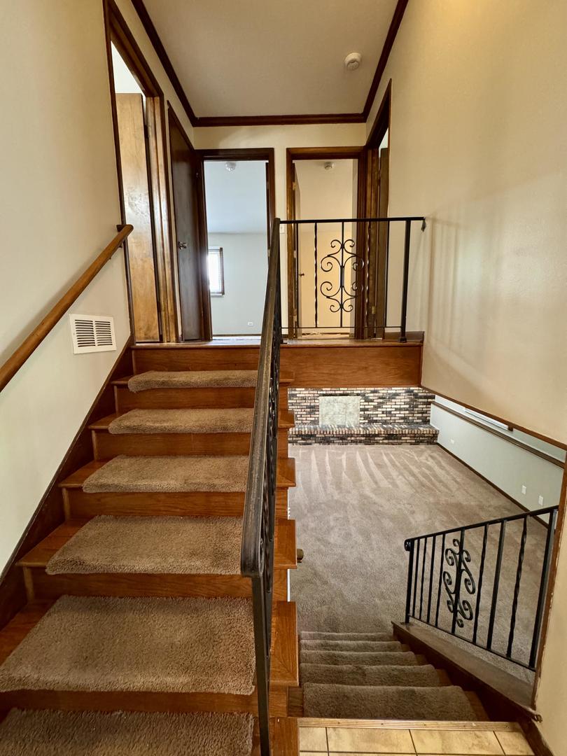 17945 Maple Street Lansing, IL 60438 - Photo 19 of 33 a view of entryway