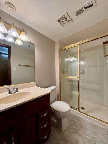 $298,000 | 17945 Maple Street, Lansing, IL 60438