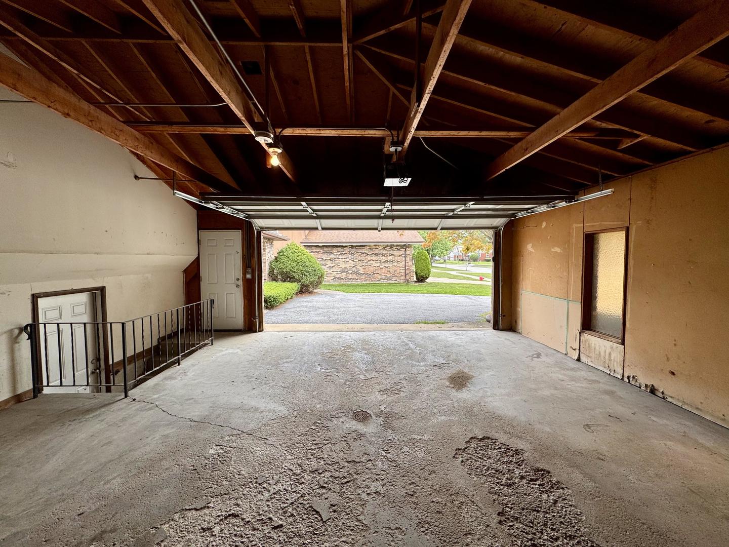 17945 Maple Street Lansing, IL 60438 - Photo 28 of 33 a view of empty room