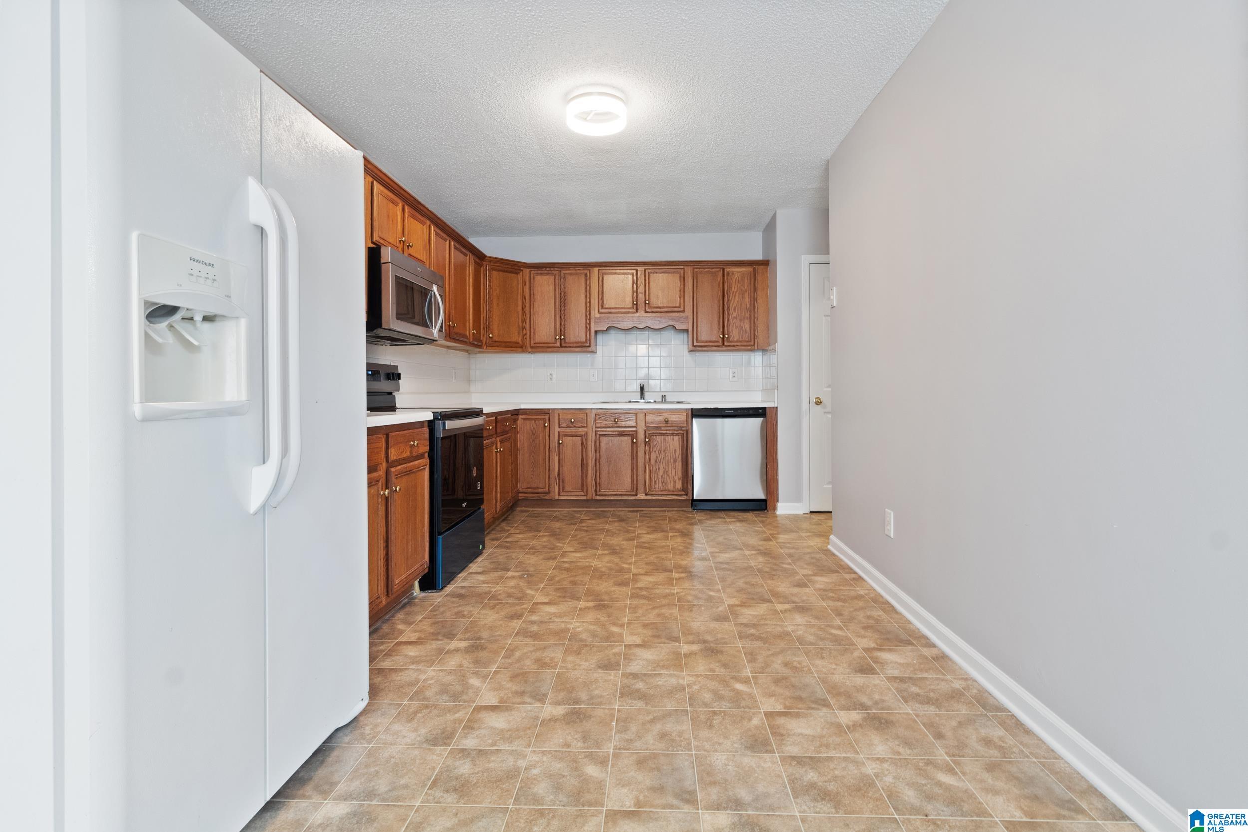 1908 Live Oak Trace Birmingham, AL 35235 - Photo 7 of 30