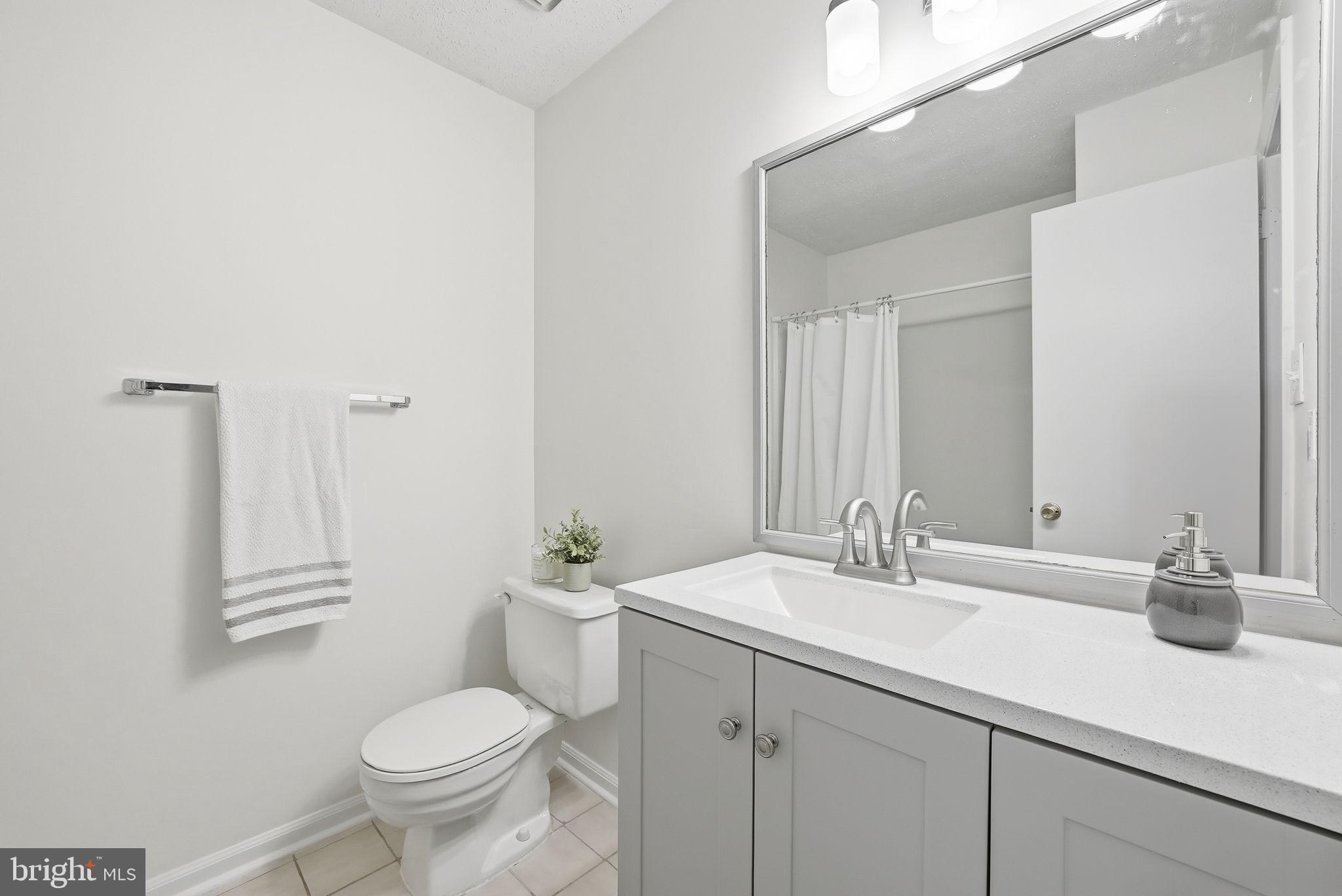 2316 Glade Bank Way Reston, VA 20191 - Photo 13 of 26