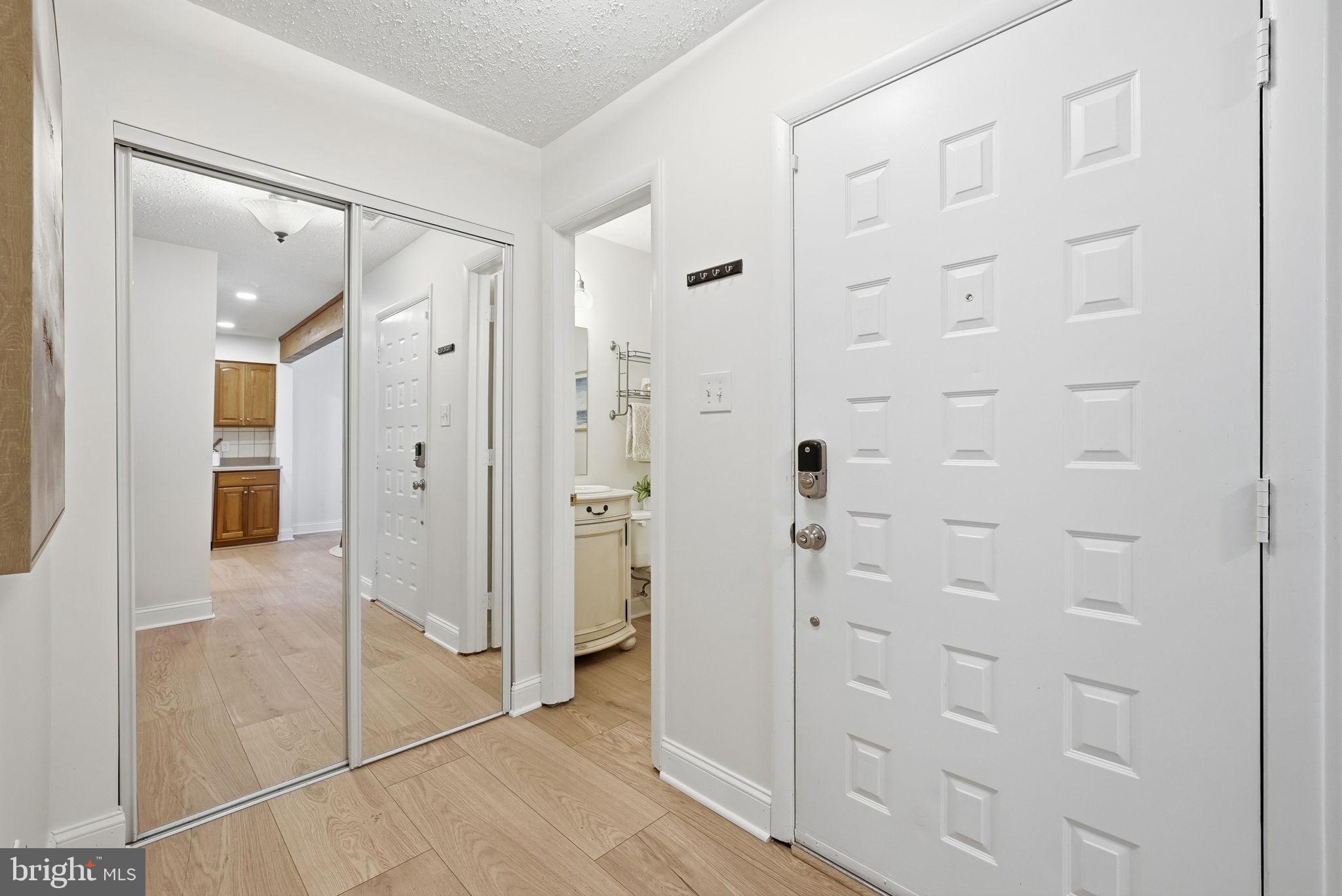 2316 Glade Bank Way Reston, VA 20191 - Photo 2 of 26