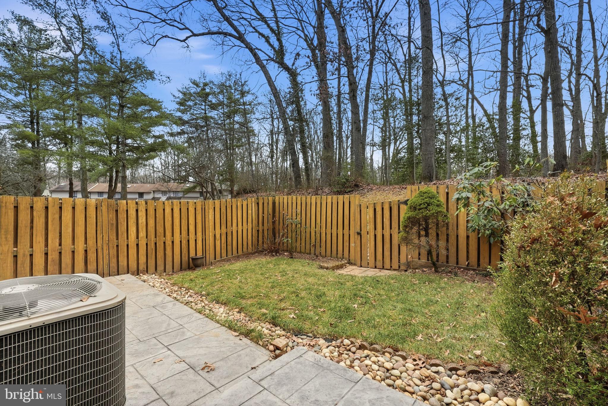 2316 Glade Bank Way Reston, VA 20191 - Photo 22 of 26