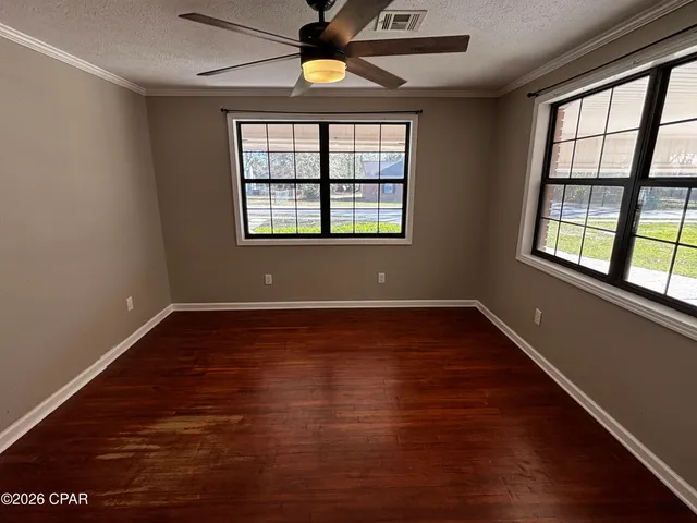 $319,900 | 652 North 2nd Street, Chipley, FL 32428