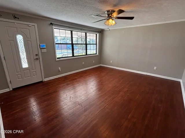 $319,900 | 652 North 2nd Street, Chipley, FL 32428