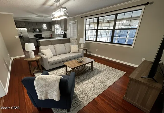 $319,900 | 652 North 2nd Street, Chipley, FL 32428