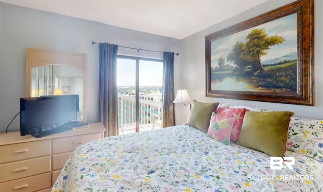 375 Plantation Road, Unit 5814 Gulf Shores, AL 36542 - Photo 14 of 31 Bedroom featuring access to exterior