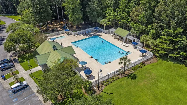 $389,000 | 12 Creek Bend Drive, Summerville, SC 29485