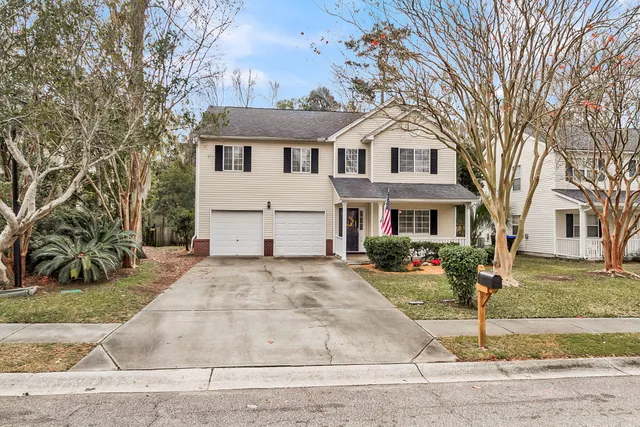 $389,000 | 12 Creek Bend Drive, Summerville, SC 29485