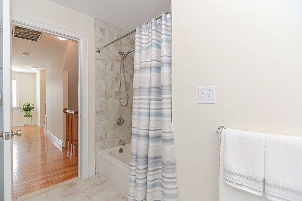 265 Plimpton Street, Unit 265 Walpole, MA 02081 - Photo 18 of 36 Gallery Image 18