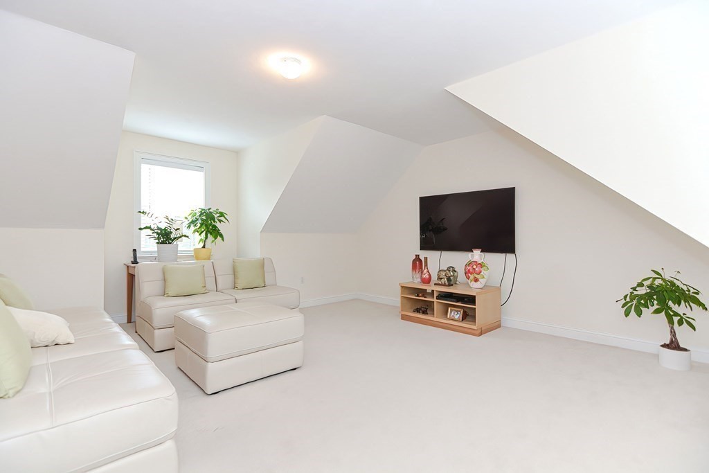 265 Plimpton Street, Unit 265 Walpole, MA 02081 - Photo 26 of 36 Gallery Image 26