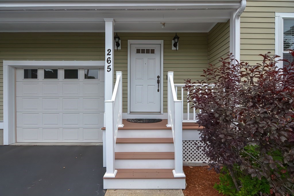 265 Plimpton Street, Unit 265 Walpole, MA 02081 - Photo 3 of 36 Gallery Image 3