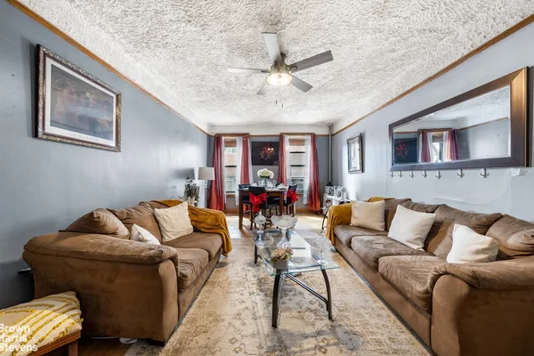 $600,000 | 1040 Carroll Street, Unit 4J | Crown Heights