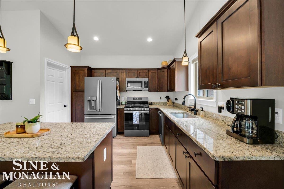 9445 Folkert Road Algonac, MI 48001 - Photo 11 of 35