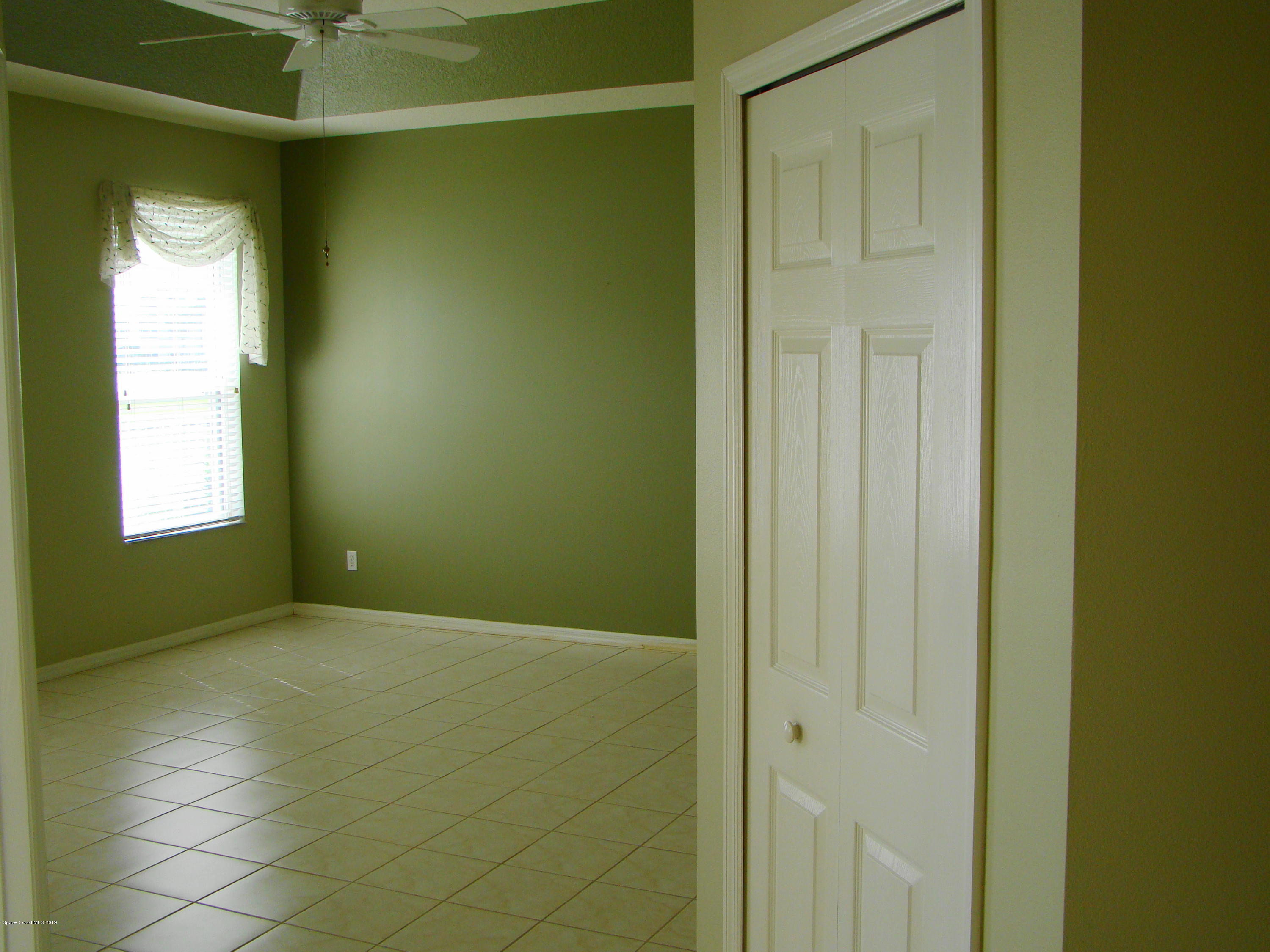 359 Renaissance Avenue Melbourne, FL 32940 - Photo 8 of 25 MASTER BEDROOM HAS VIEWS & TRAY CEILING!