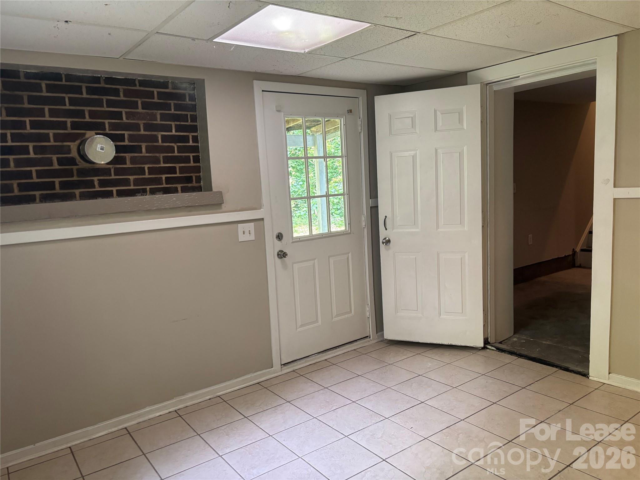 975 Old Charlotte Road Southwest Concord, NC 28027 - Photo 23 of 28 an empty room with windows